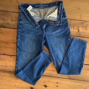 American Eagle Sz. 10 reg Next level curvy stretch high rise  jean leggings.